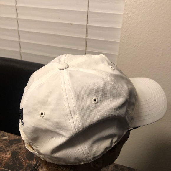 Adidas MLS Seattle Sounders Xbox Men’s White Green Adjustable hats - Picture 8 of 12